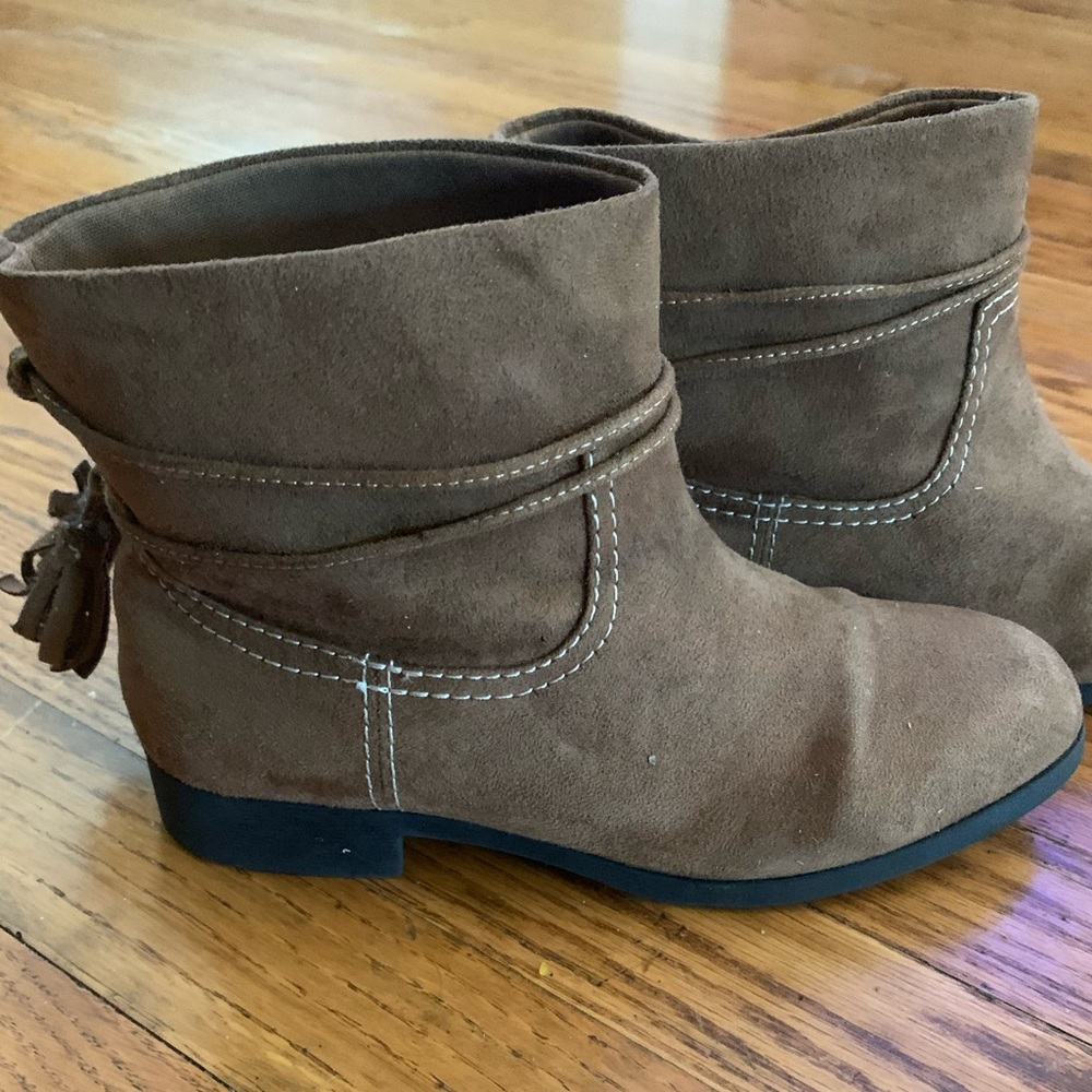 Zoē and zac girls fringe brown booties EUC sz 3